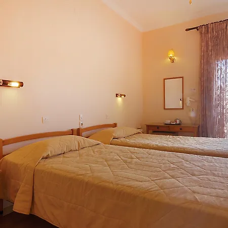 Atlantis Hotel 2*