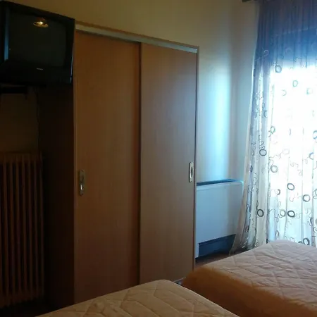 Hotel Atlantis Corfu (city)